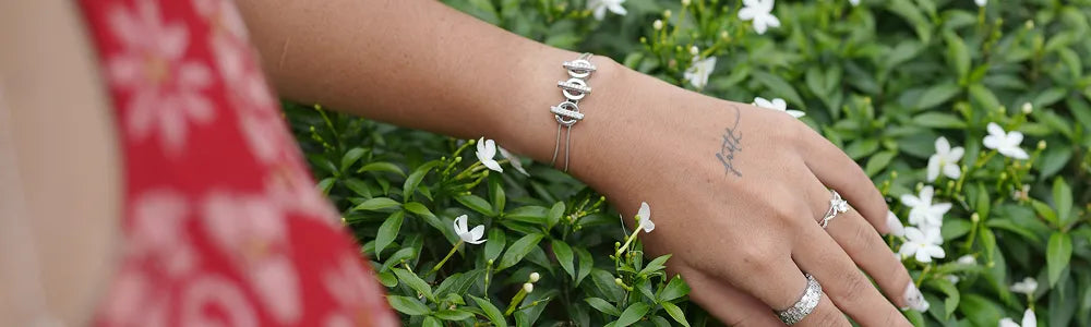 Bracelet