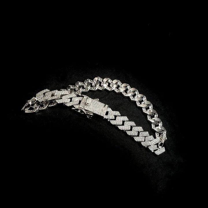 TRANDING DIAMOND BRACELET