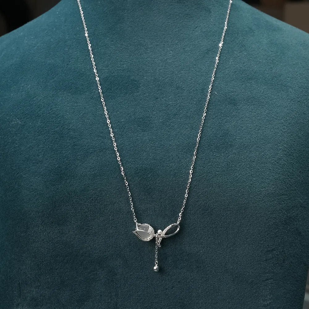 Rose Diamond Necklace